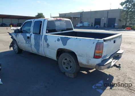 2002 Chevrolet Silverado 1500 Lt z USA, uszkodzony, nr VIN 2GCEC19T421268654